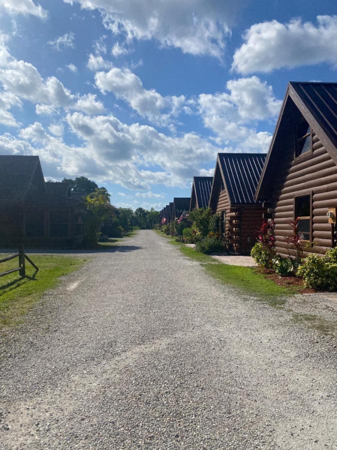 Log Harbor Cabins 奥基乔比 外观 照片